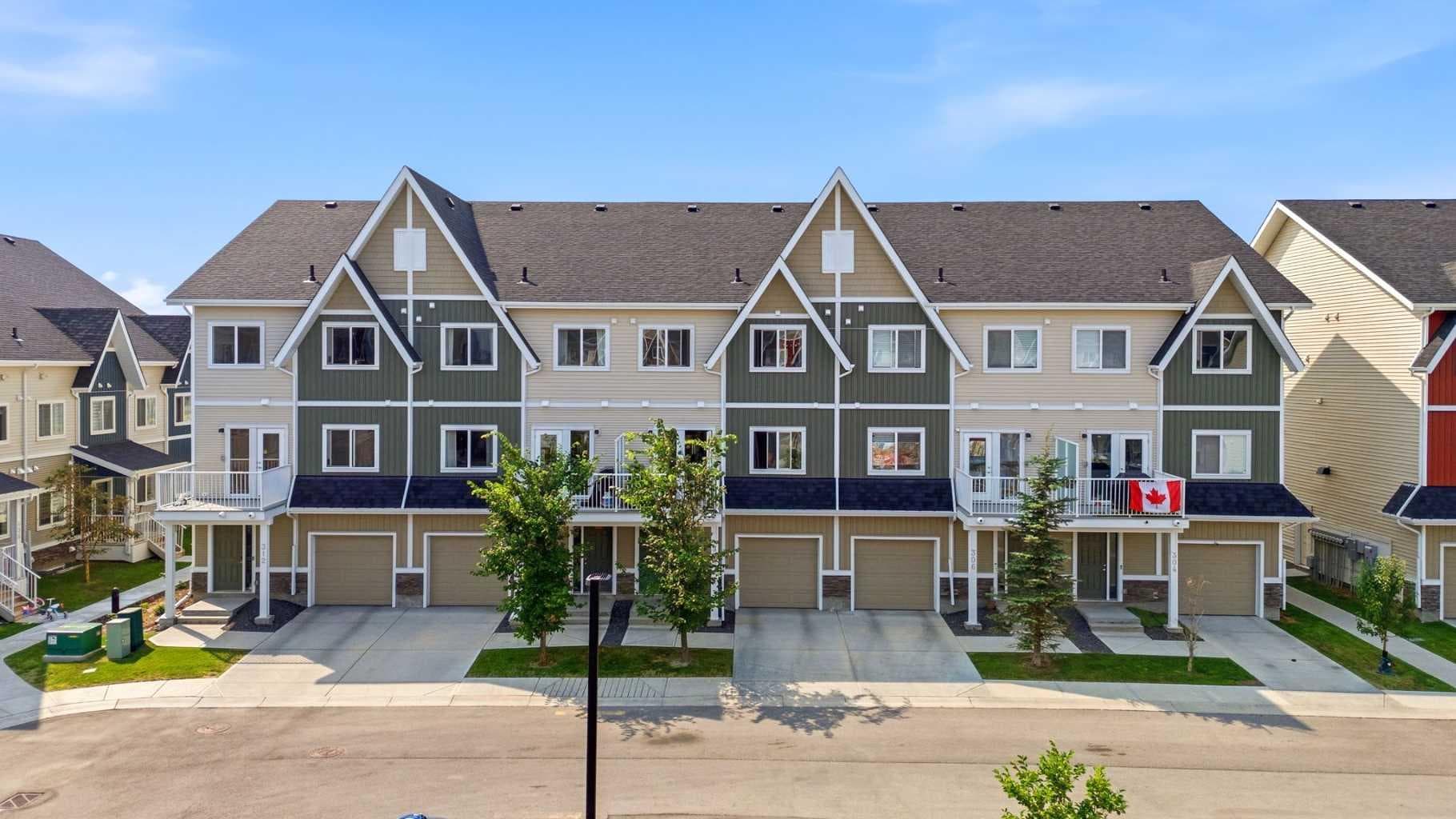 308, 32 Red Embers Parade NE