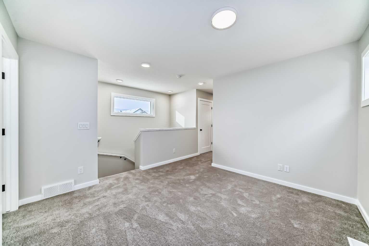 828 Sora Boulevard SE