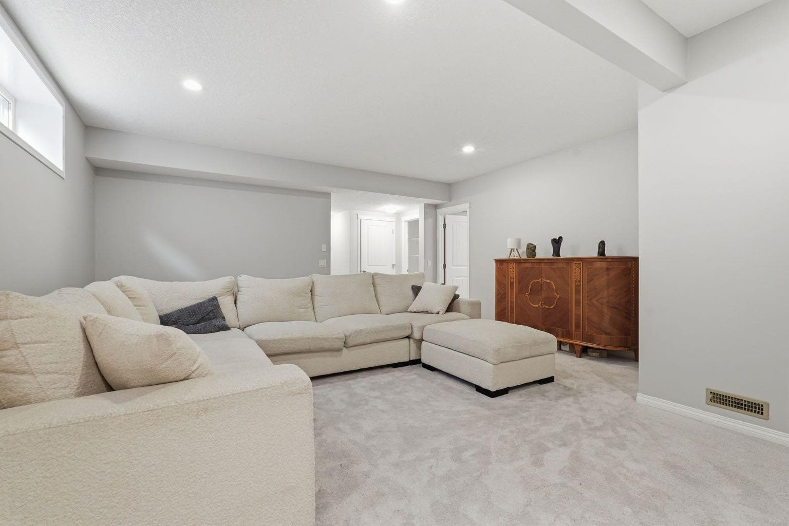 73 Morningside Circle 