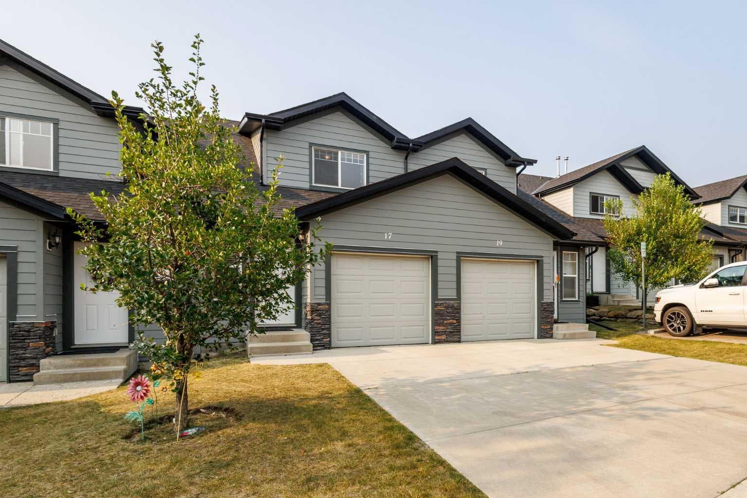 17 Panatella Villas NW