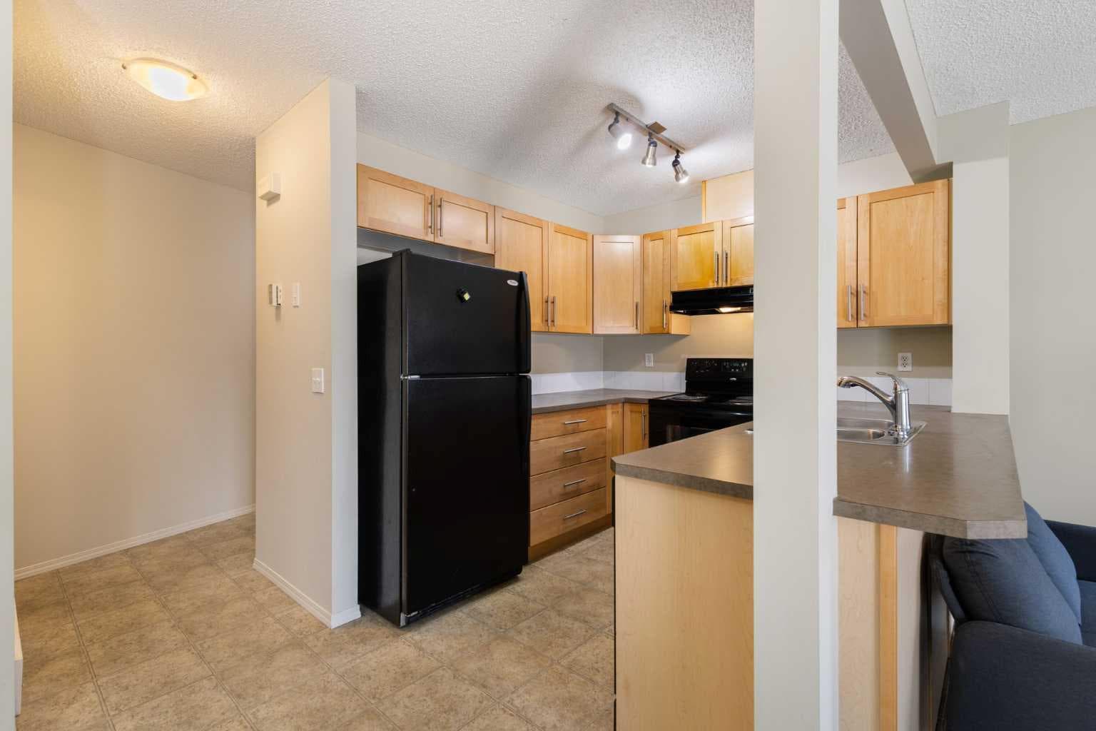 17 Panatella Villas NW