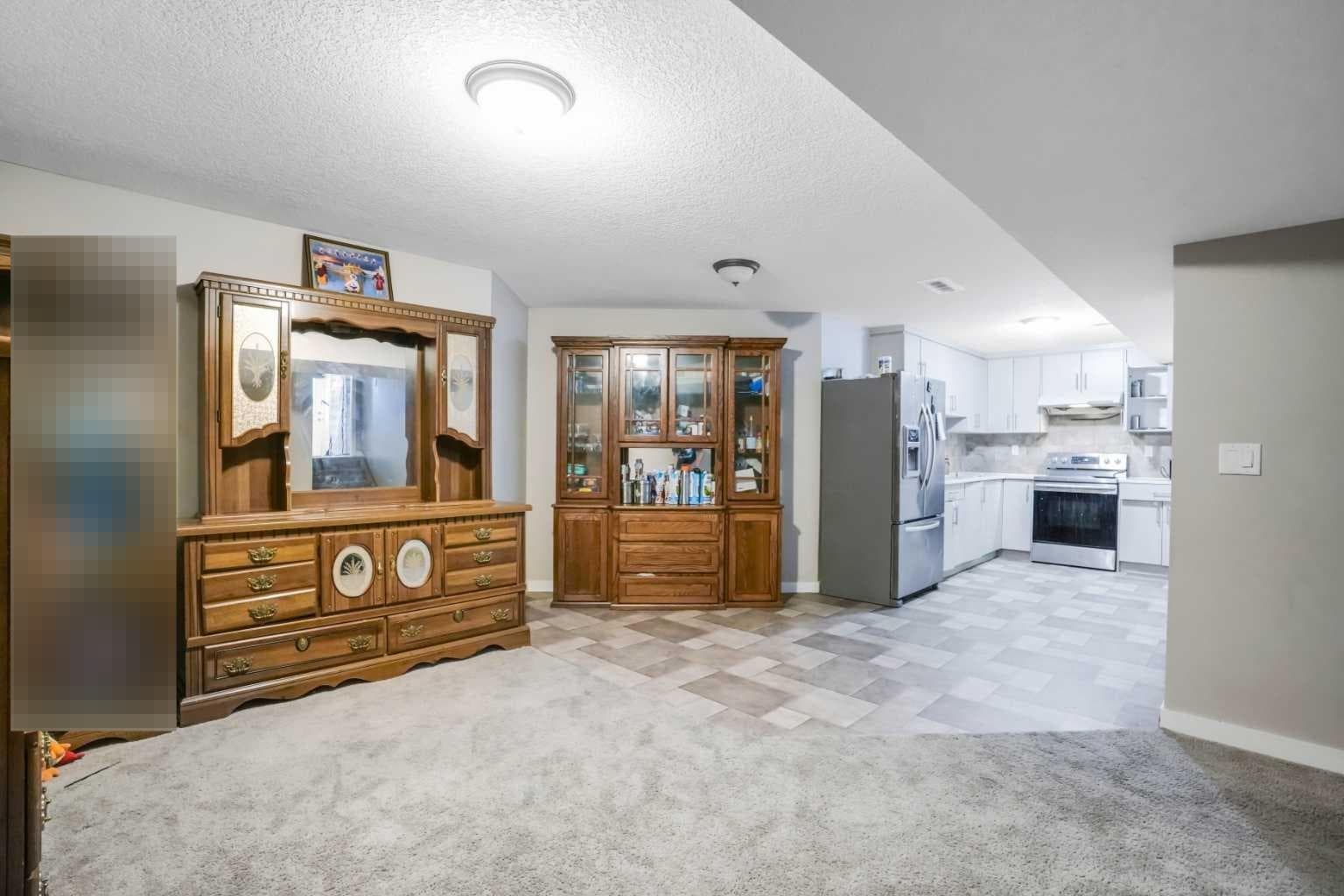 6216 Taralea Park NE
