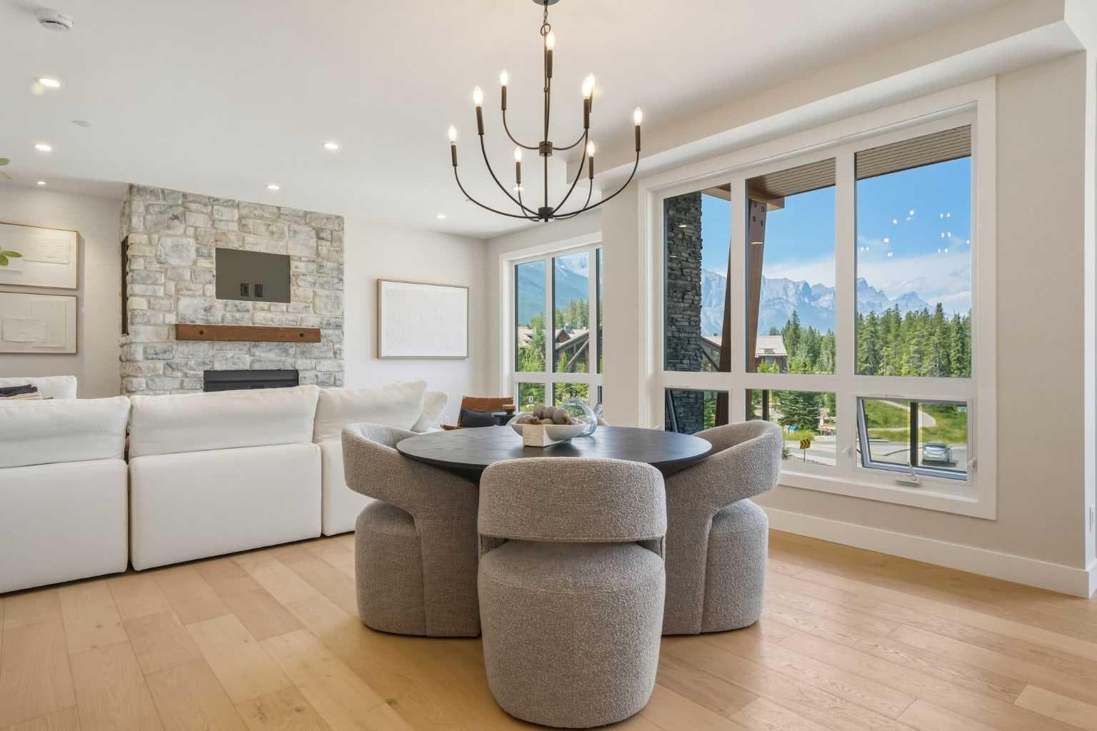 201, 101H Stewart Creek Rise 