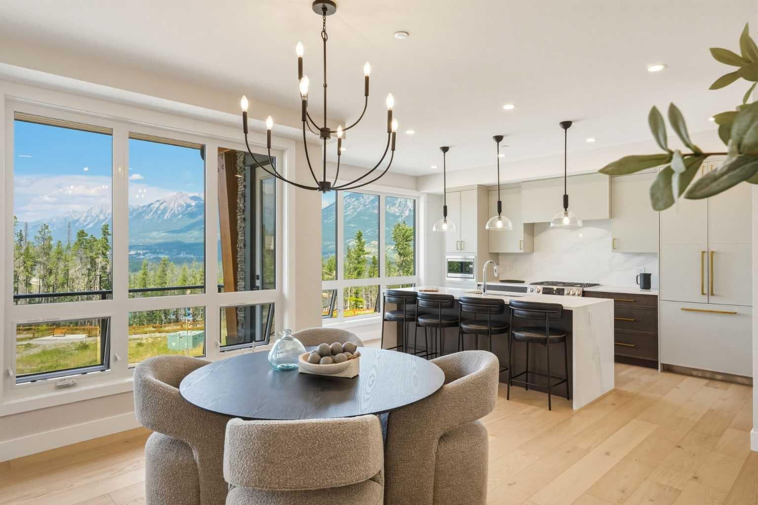 201, 101H Stewart Creek Rise 