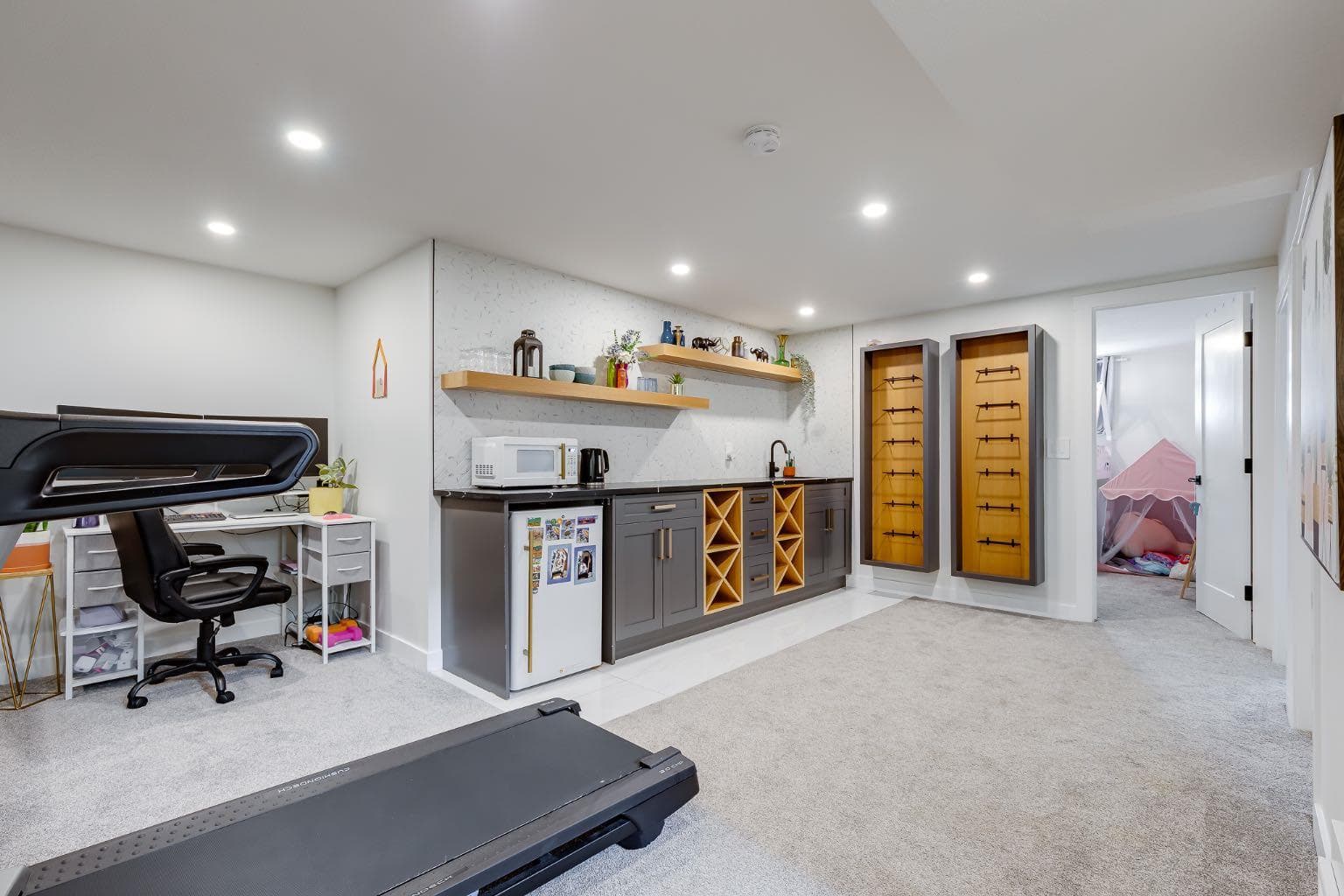 179 Capri Avenue NW