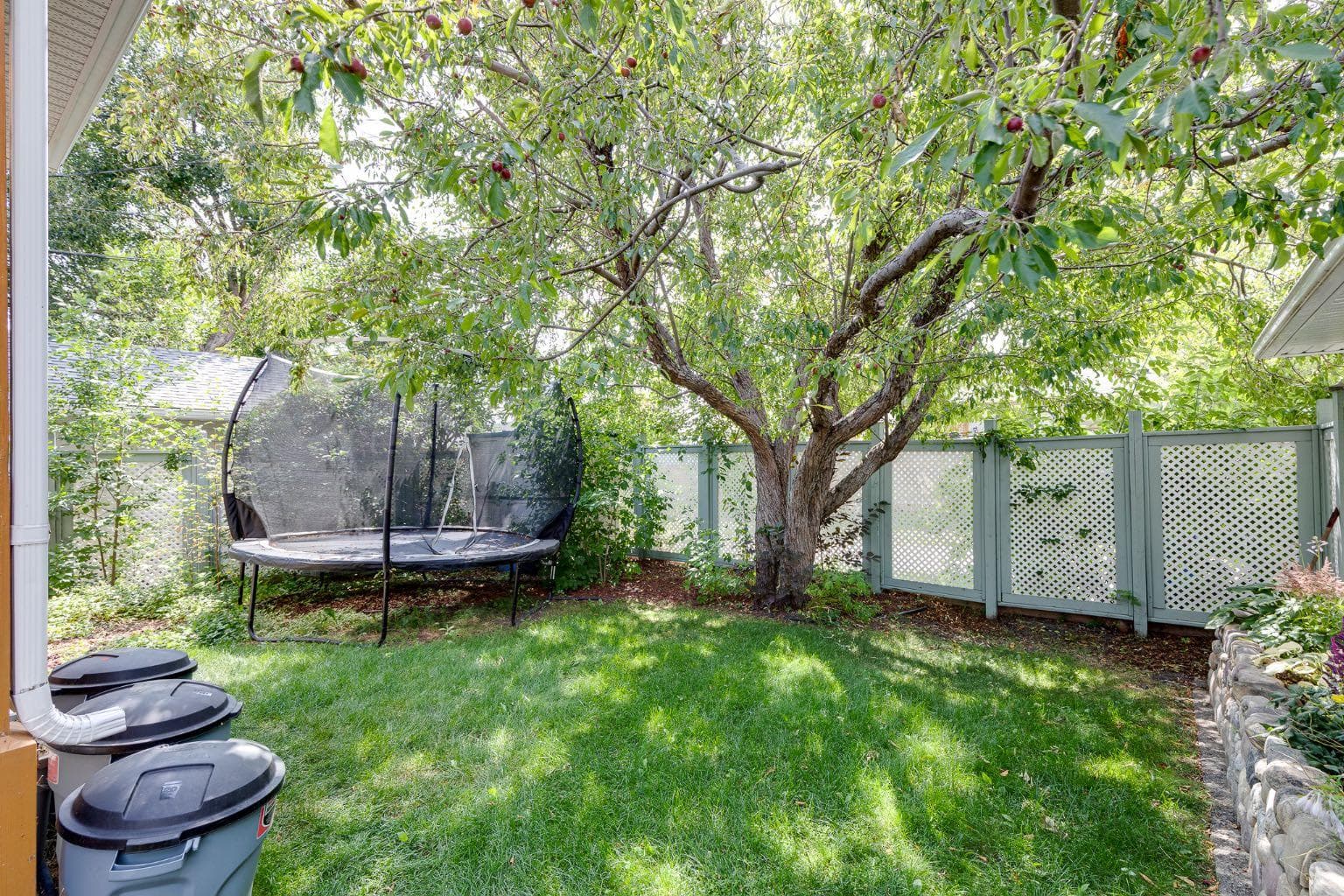 179 Capri Avenue NW