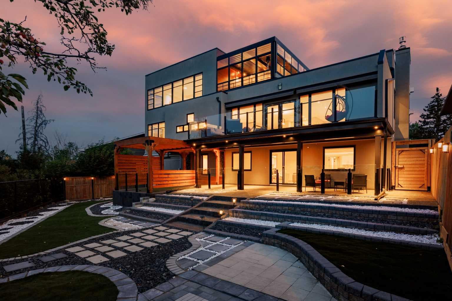 3508 Spruce Drive SW