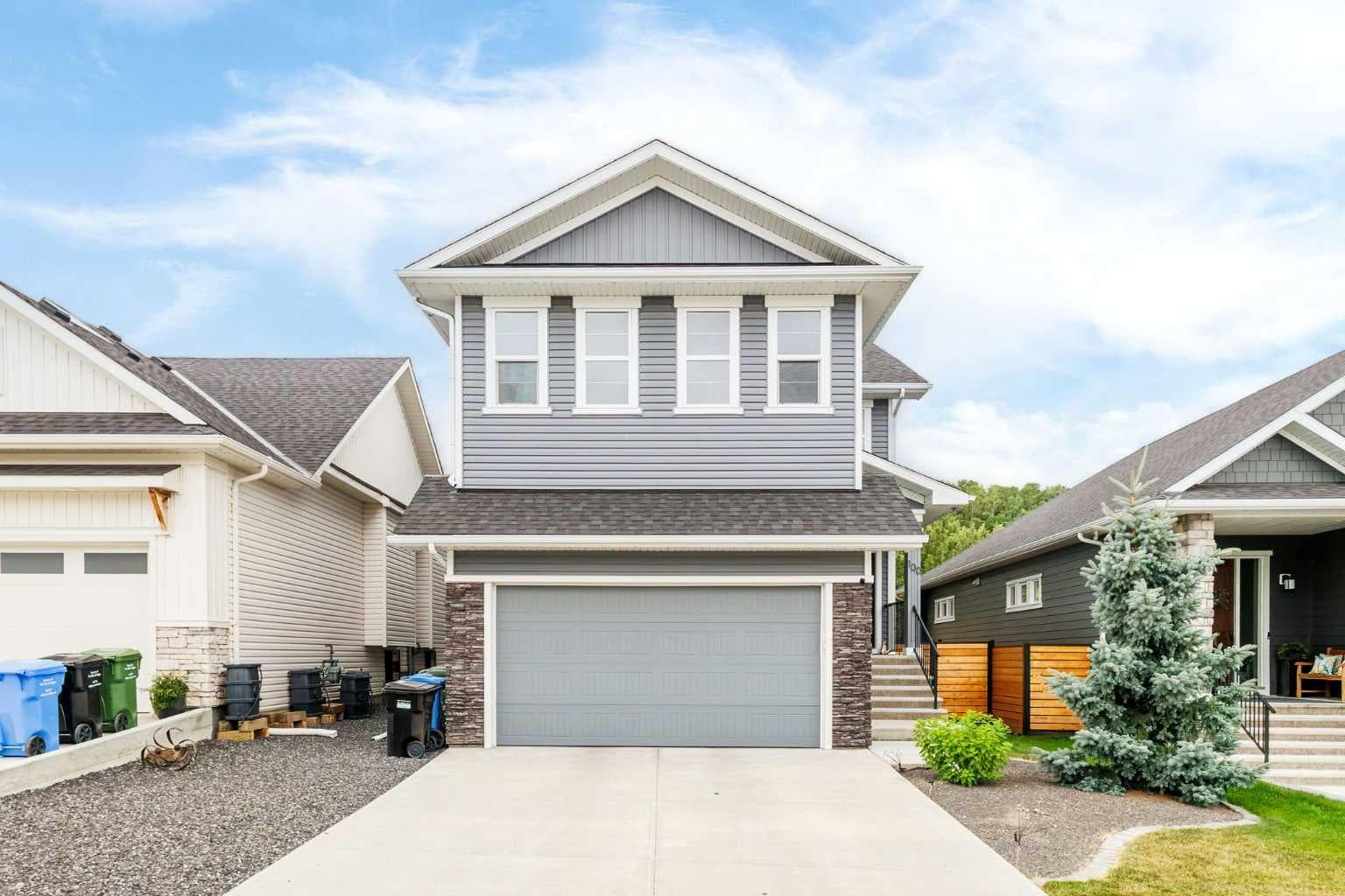 100 Crestbrook View SW