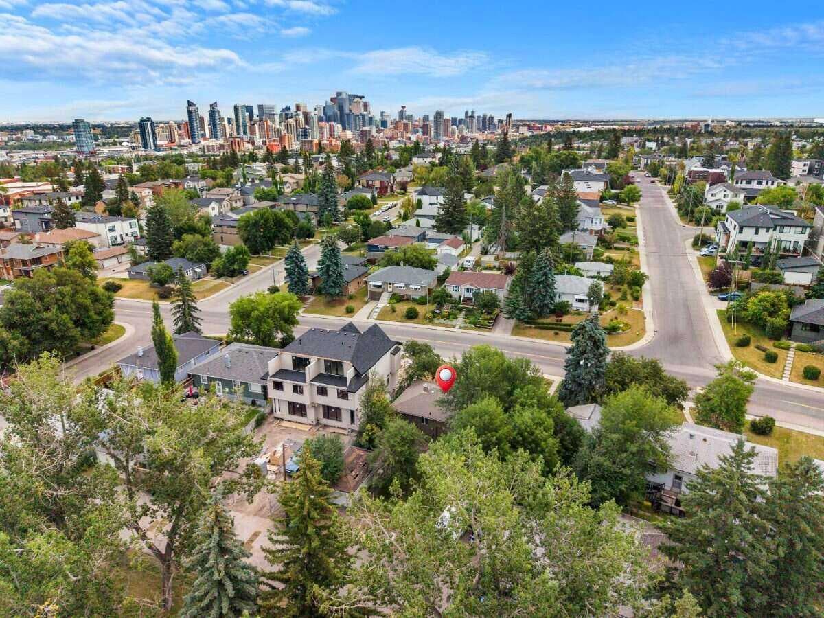 2307 Richmond Road SW