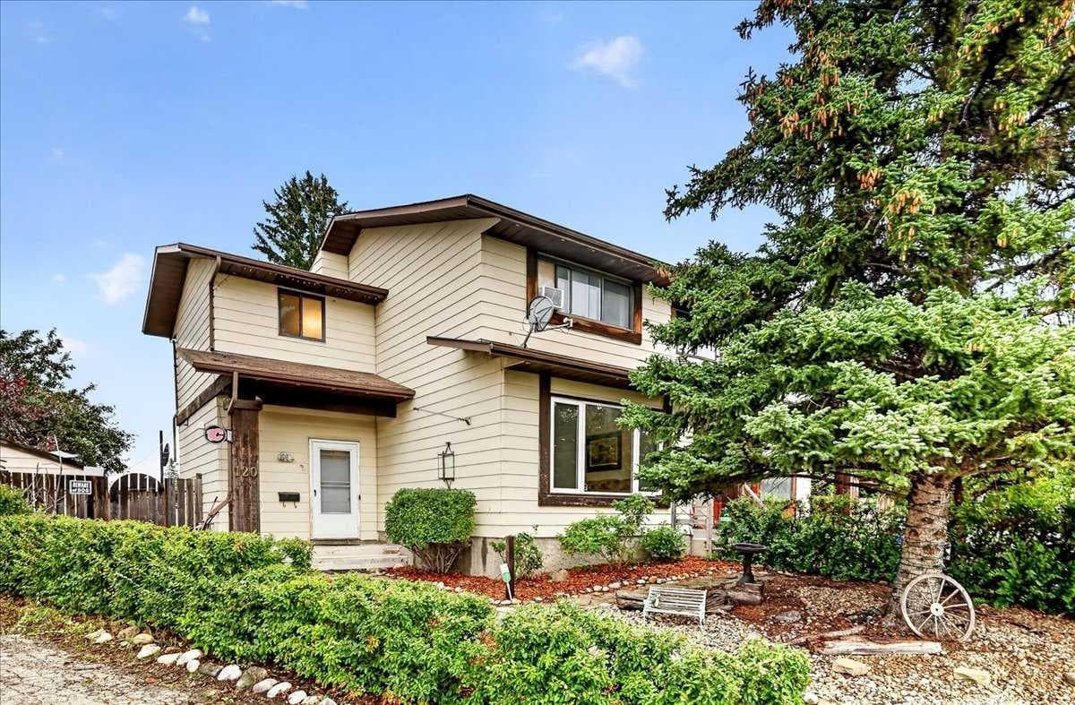 120 Aboyne Place NE