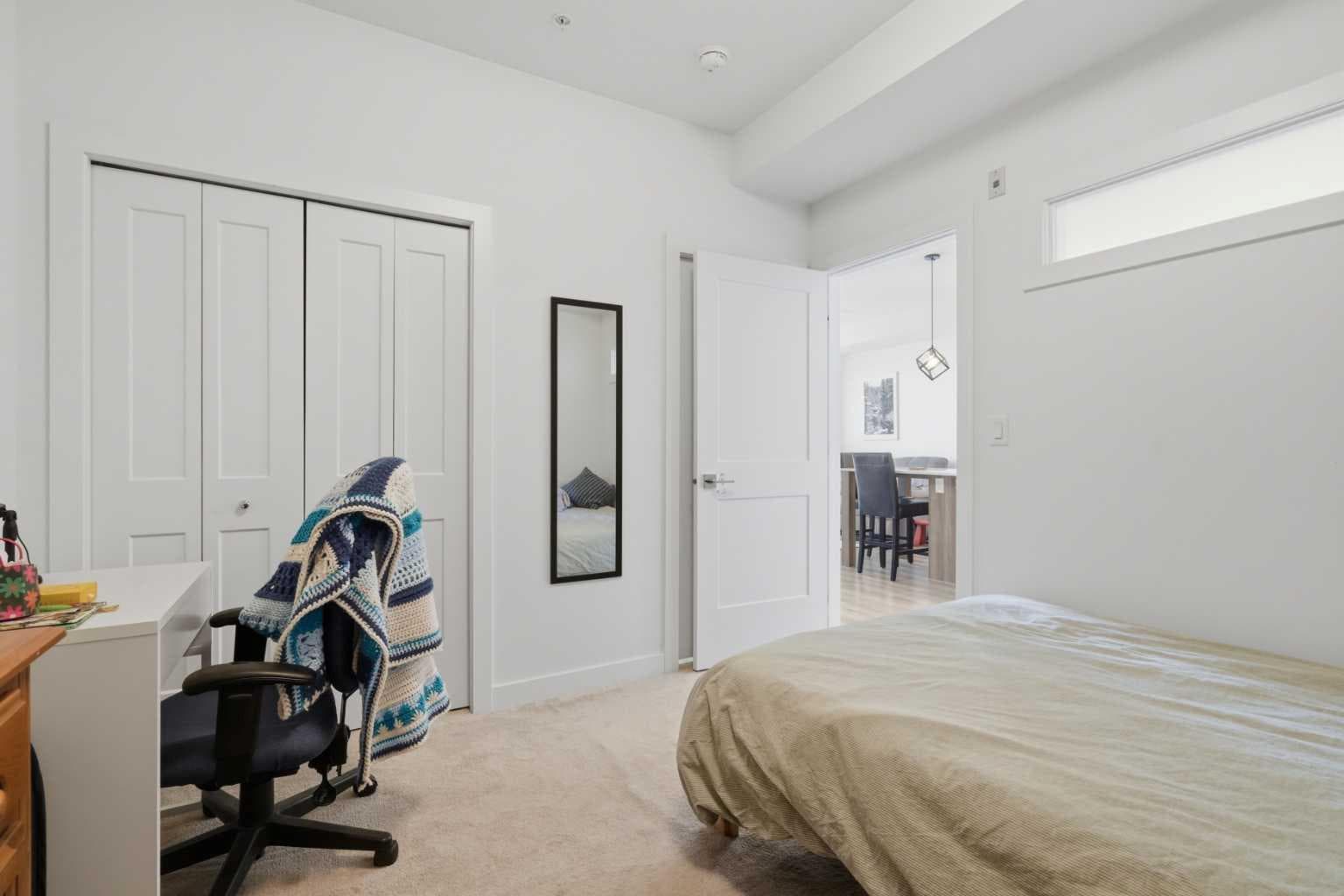 5112, 200 Seton Circle SE