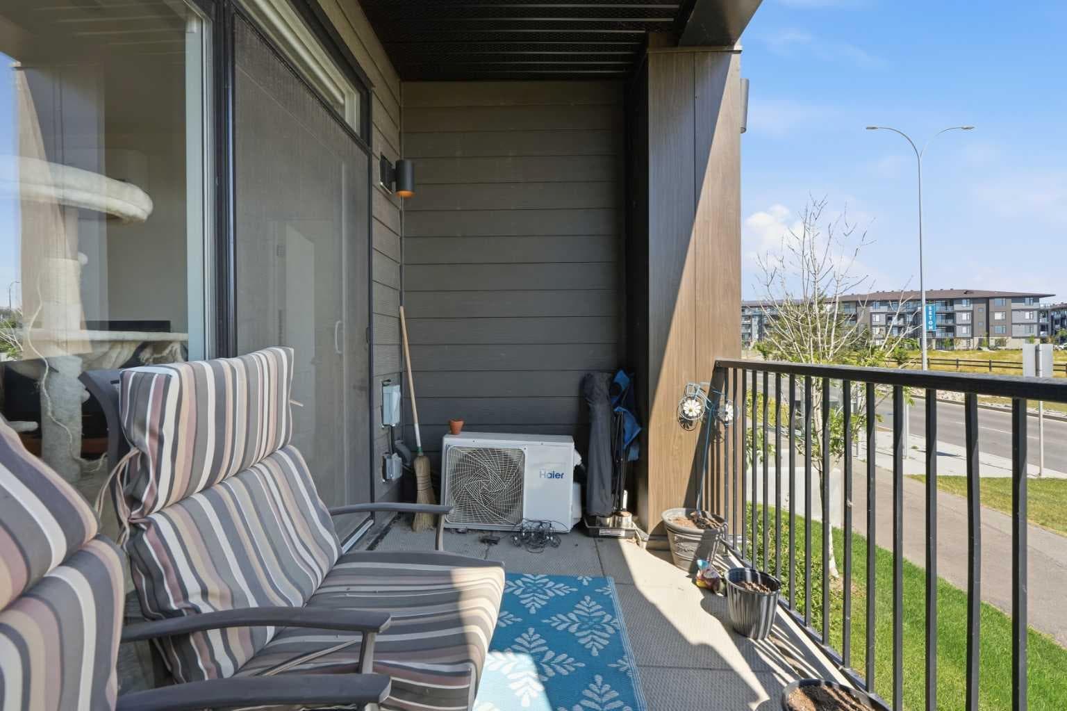 5112, 200 Seton Circle SE