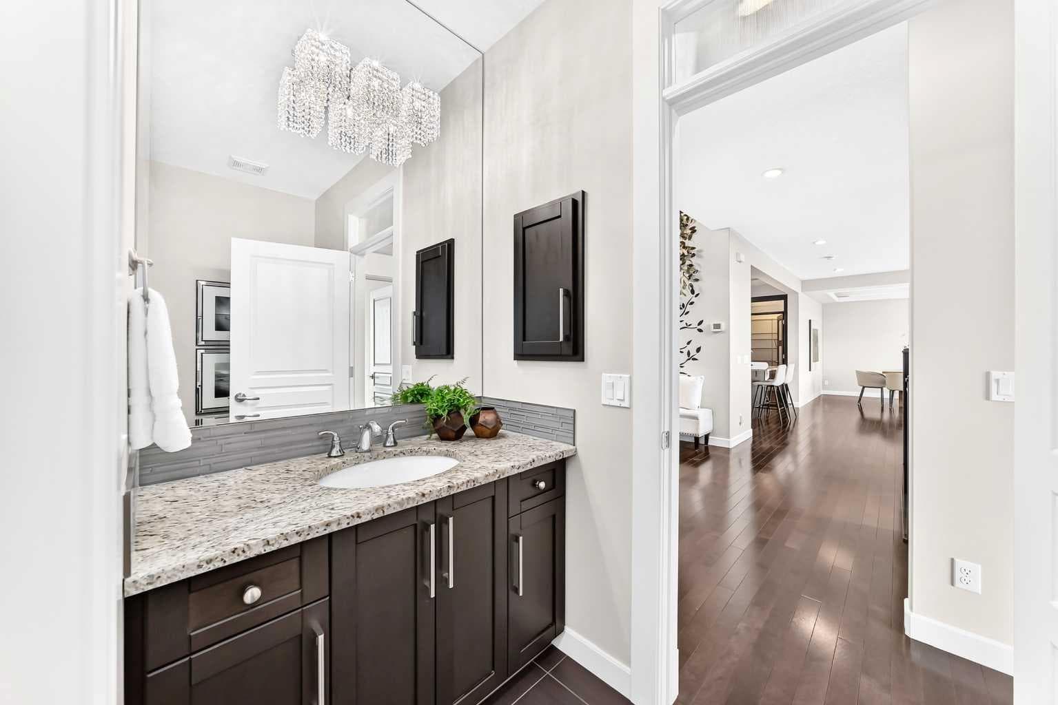 96 Cranarch Heights SE