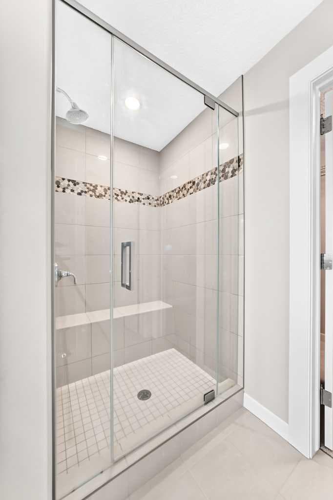 96 Cranarch Heights SE