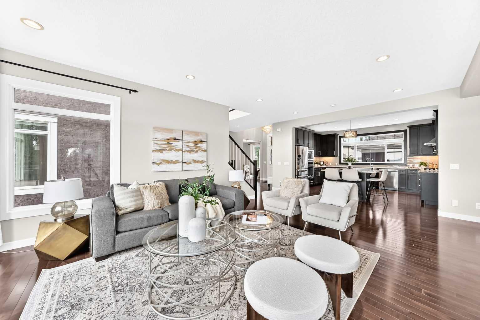 96 Cranarch Heights SE