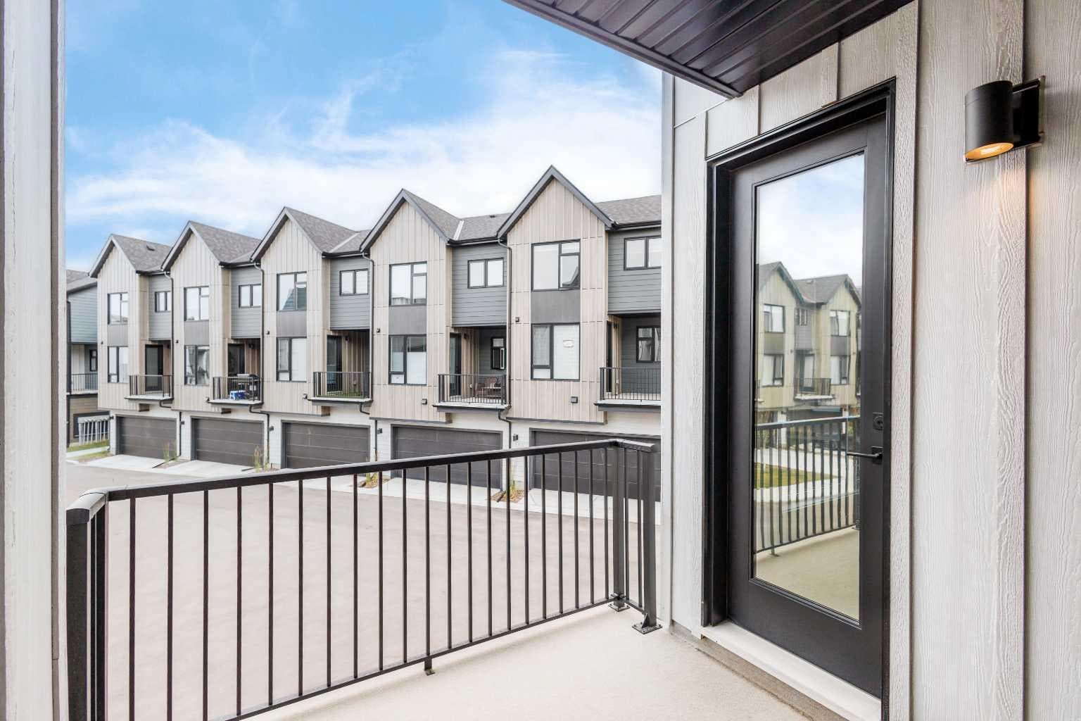 229, 85 Sage Hill Heights NW
