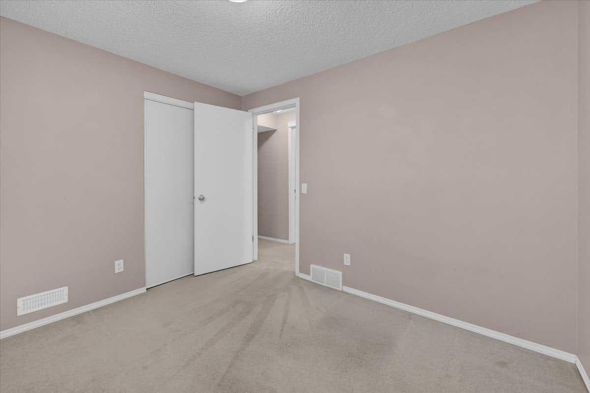 231 Tuscany Drive NW