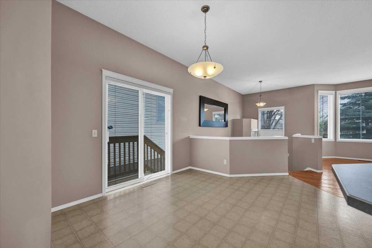 231 Tuscany Drive NW