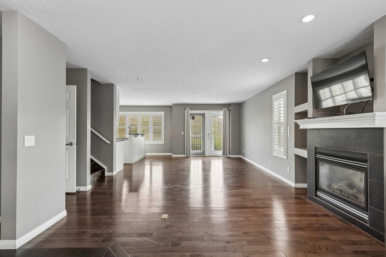 139 Hidden Creek Gardens NW