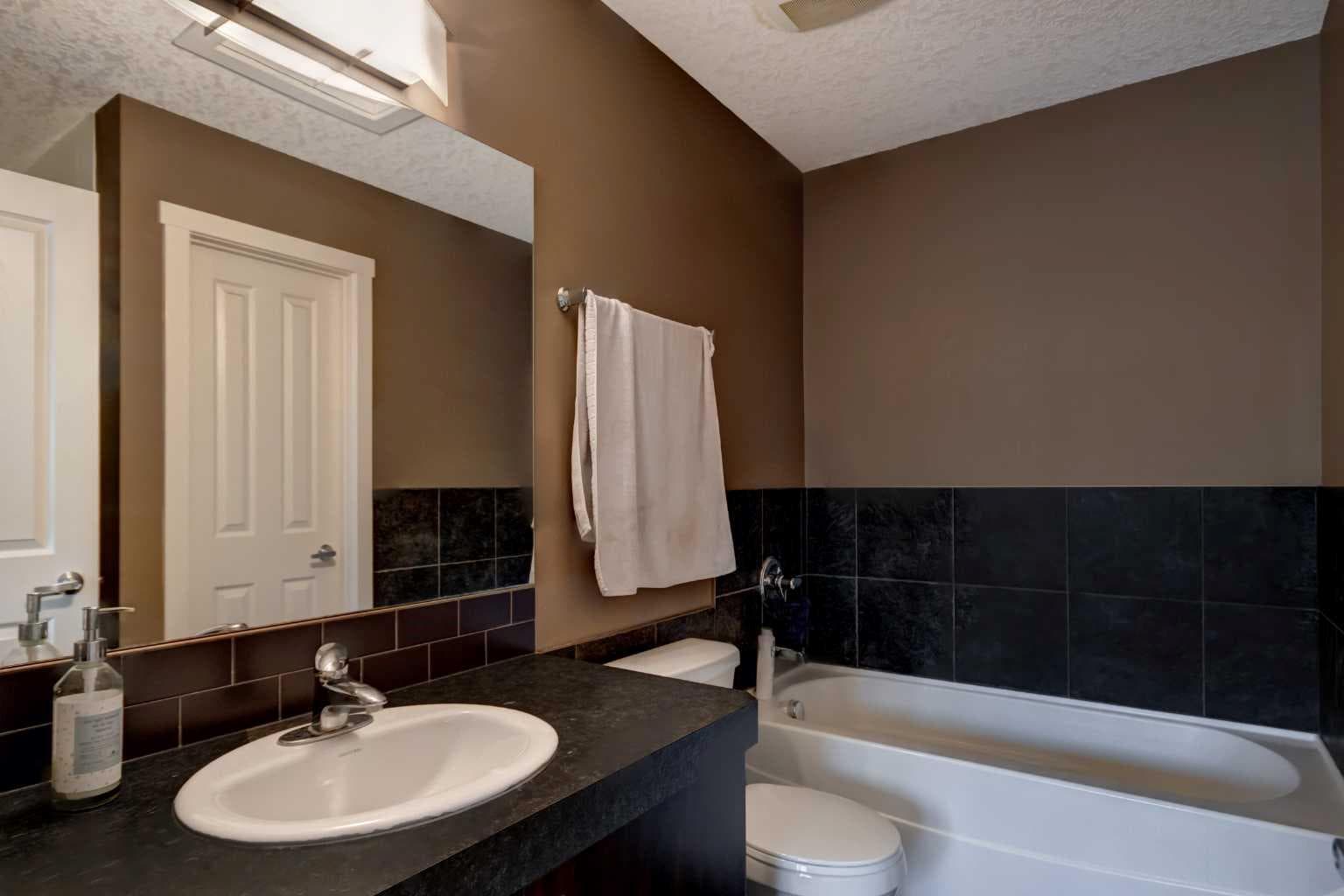 6 Elgin Meadows Road SE
