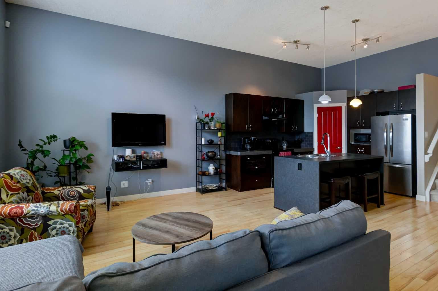 6 Elgin Meadows Road SE