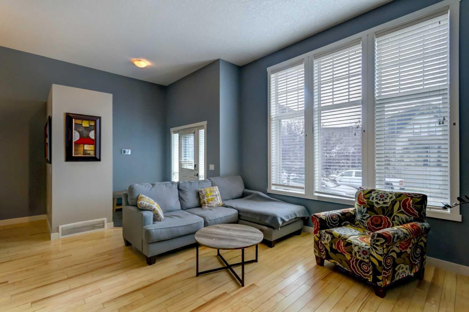 6 Elgin Meadows Road SE