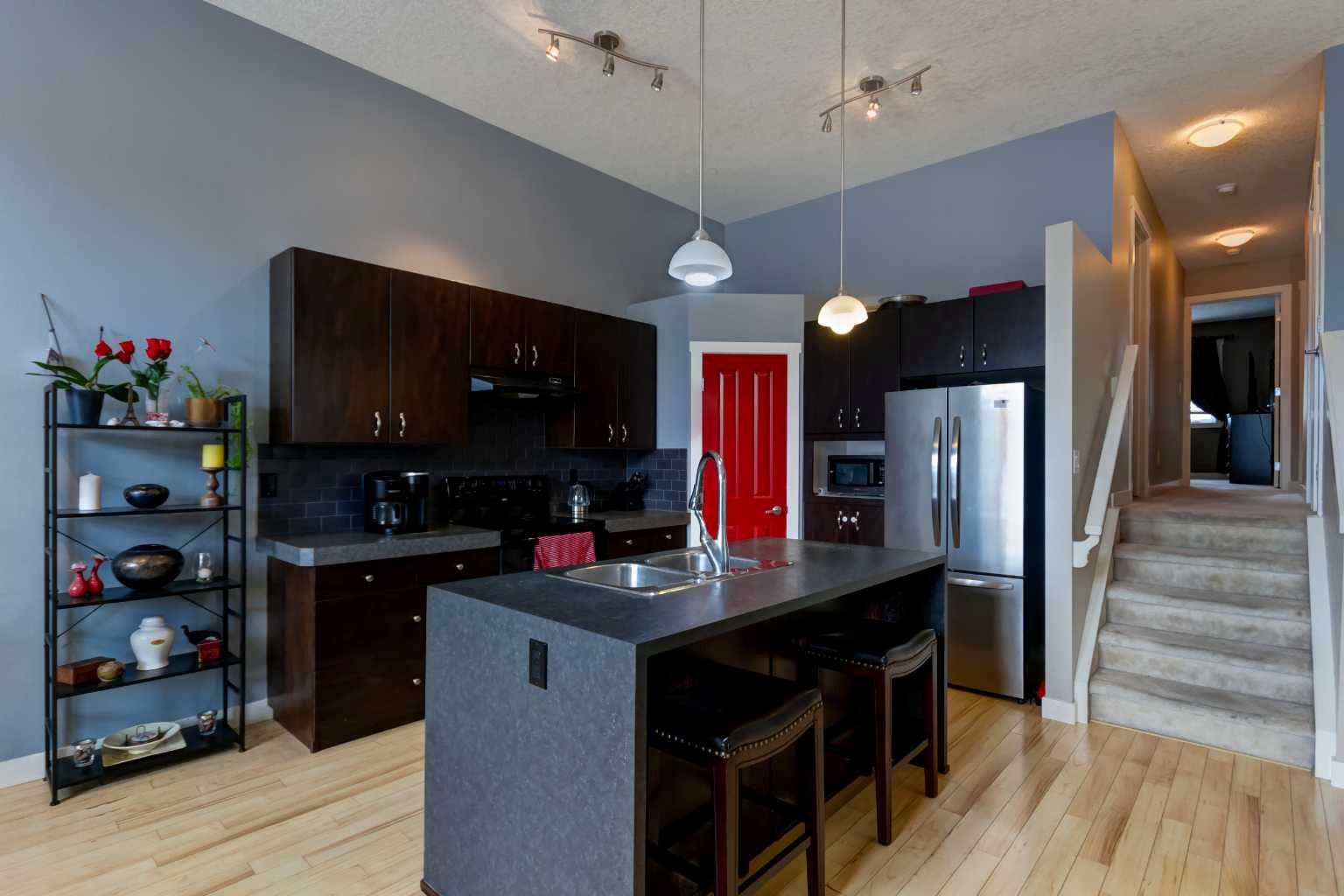 6 Elgin Meadows Road SE