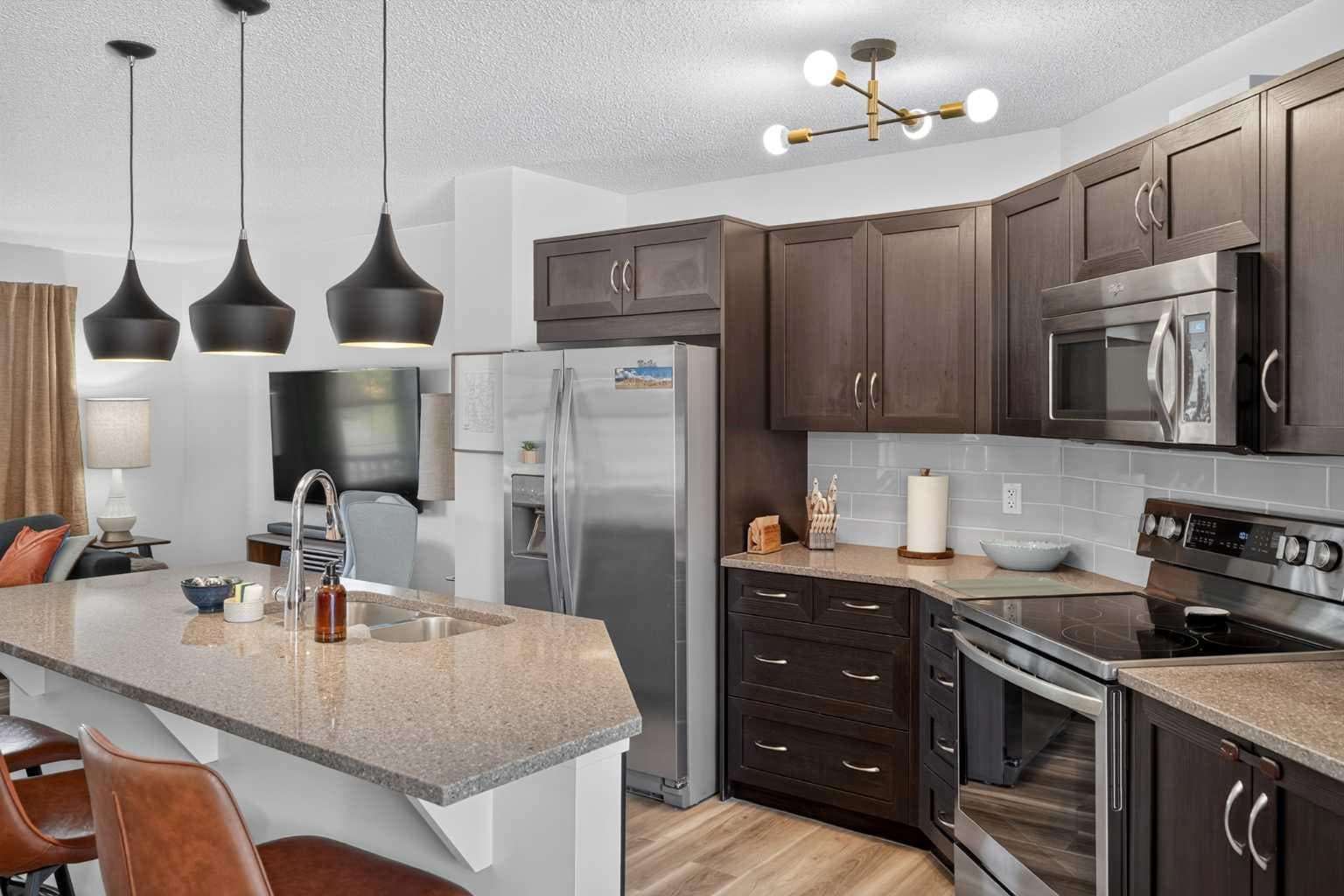 19 Marine Drive SE