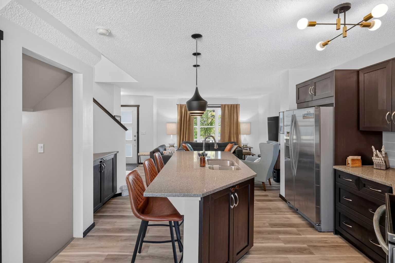 19 Marine Drive SE