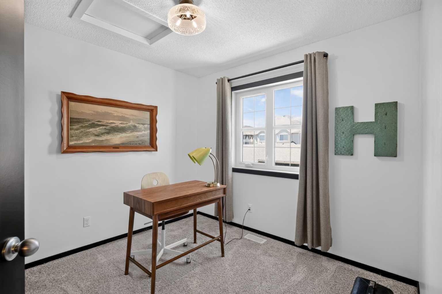 19 Marine Drive SE