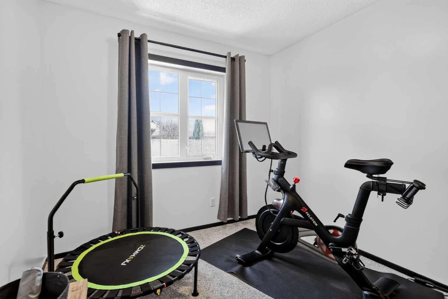 19 Marine Drive SE
