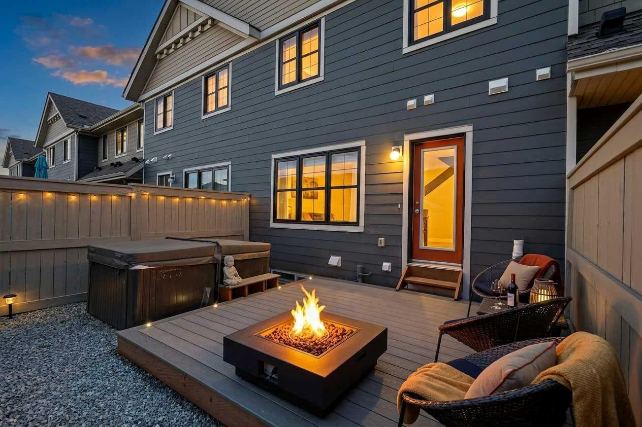 19 Marine Drive SE