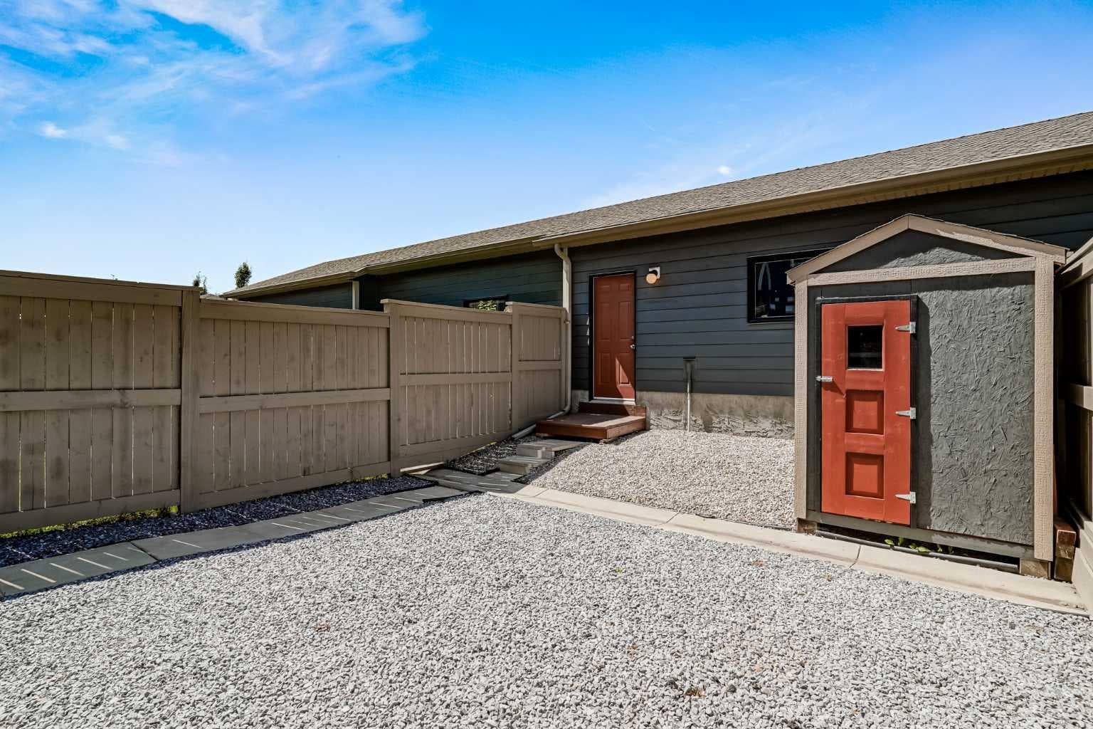 19 Marine Drive SE