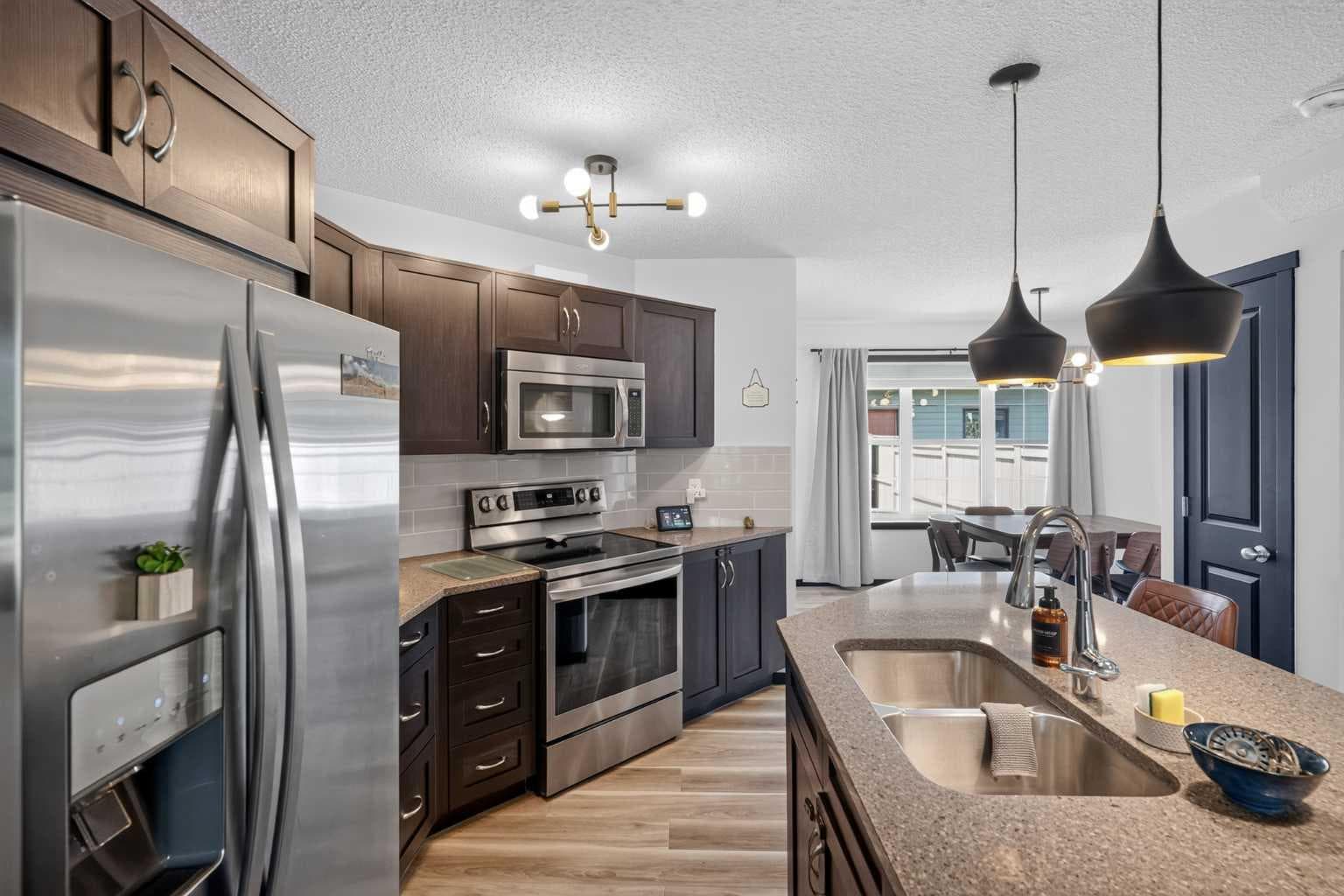 19 Marine Drive SE