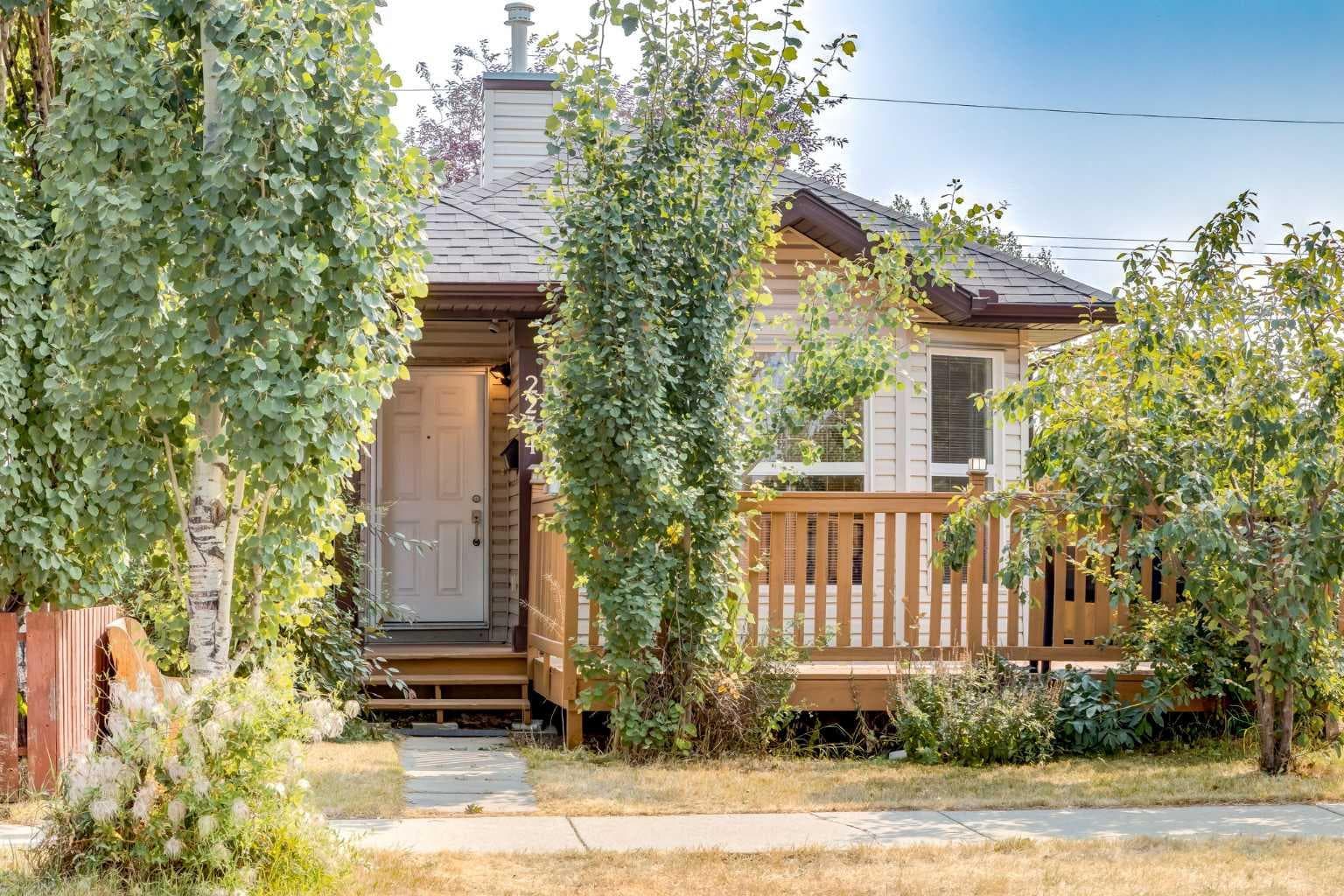 2234 15A Street SE