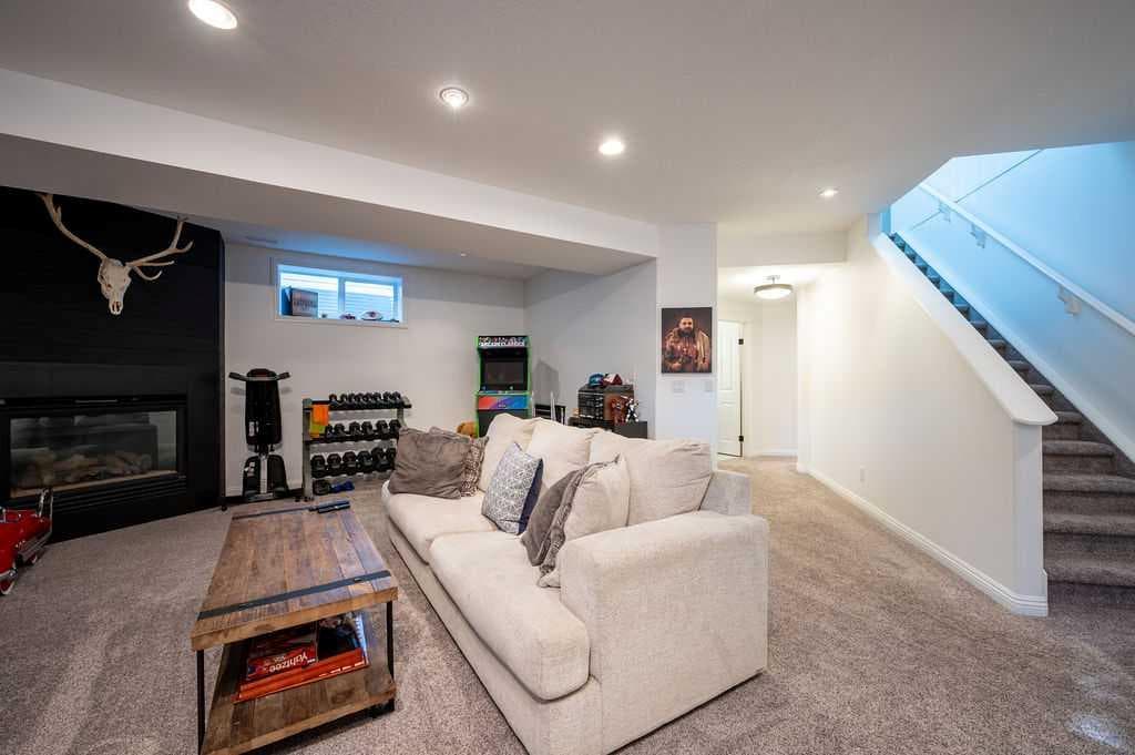 98 Chapala Grove SE