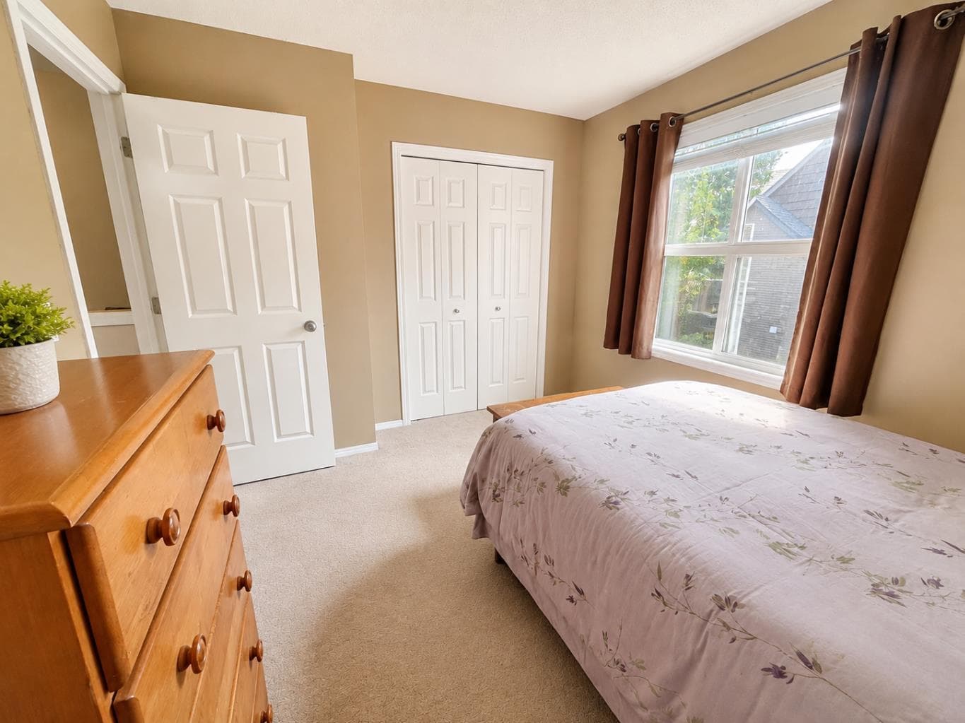 122 Bridlewood Lane SW