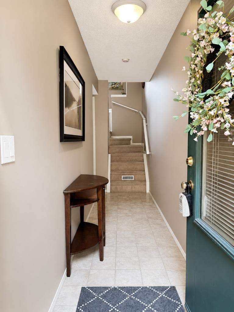 122 Bridlewood Lane SW