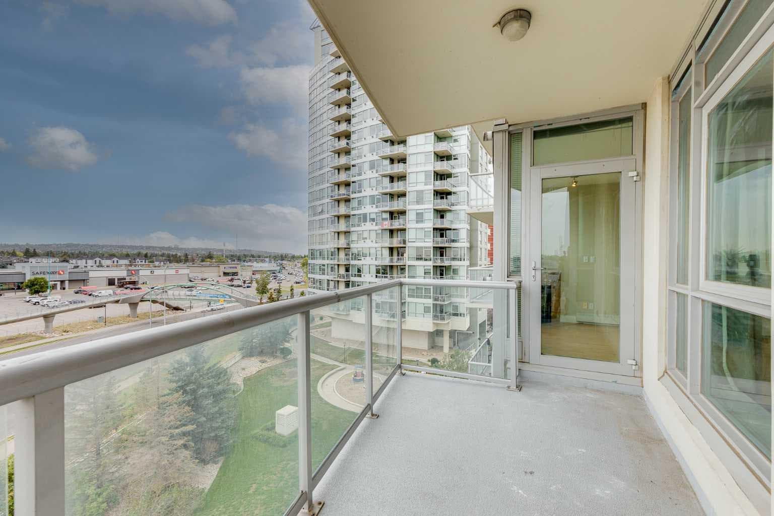604, 77 Spruce Place SW