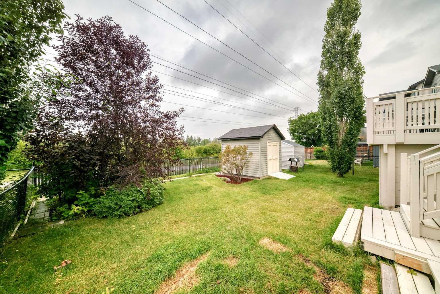 212 ASPENMERE Close 