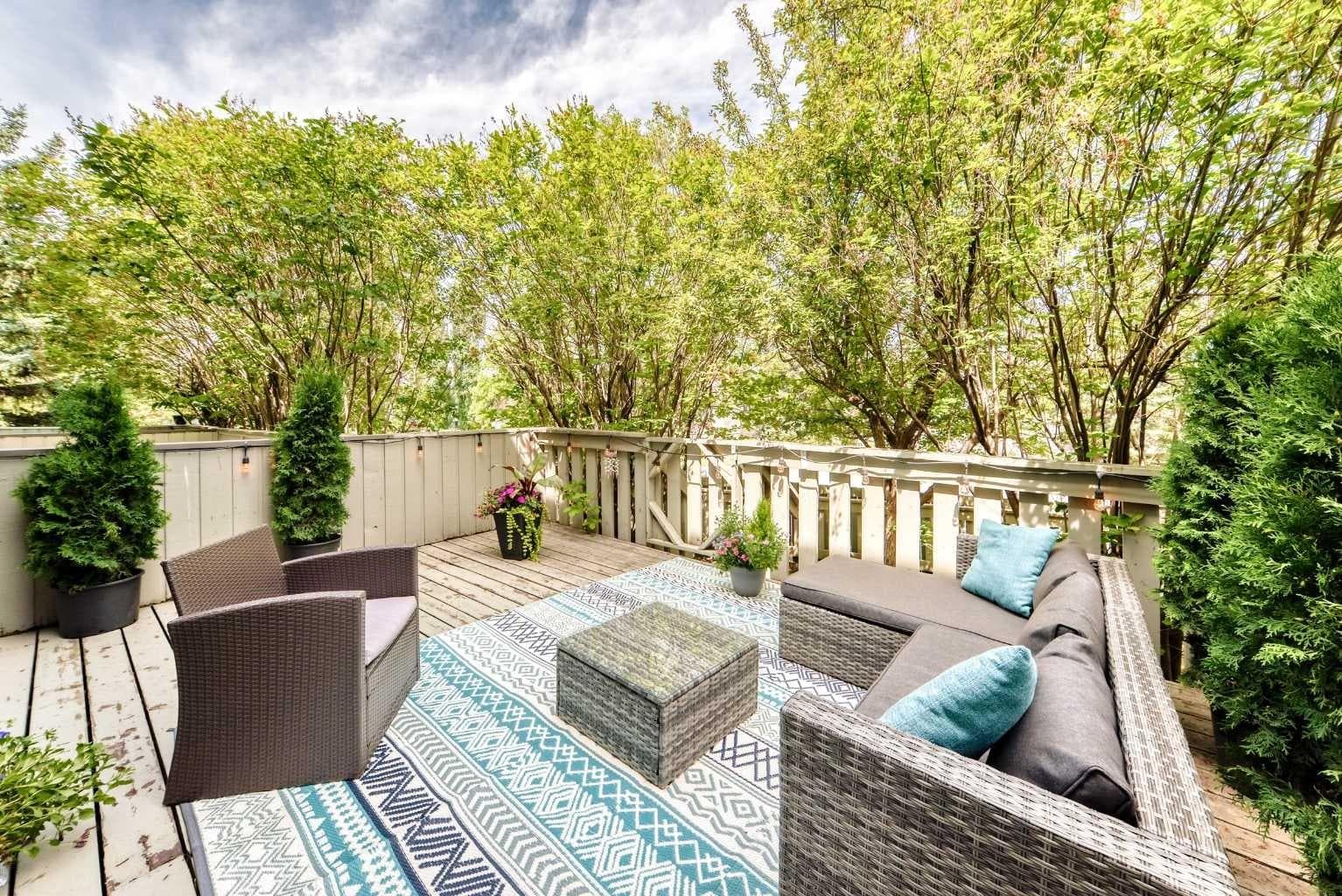 3, 185 Woodridge Drive SW