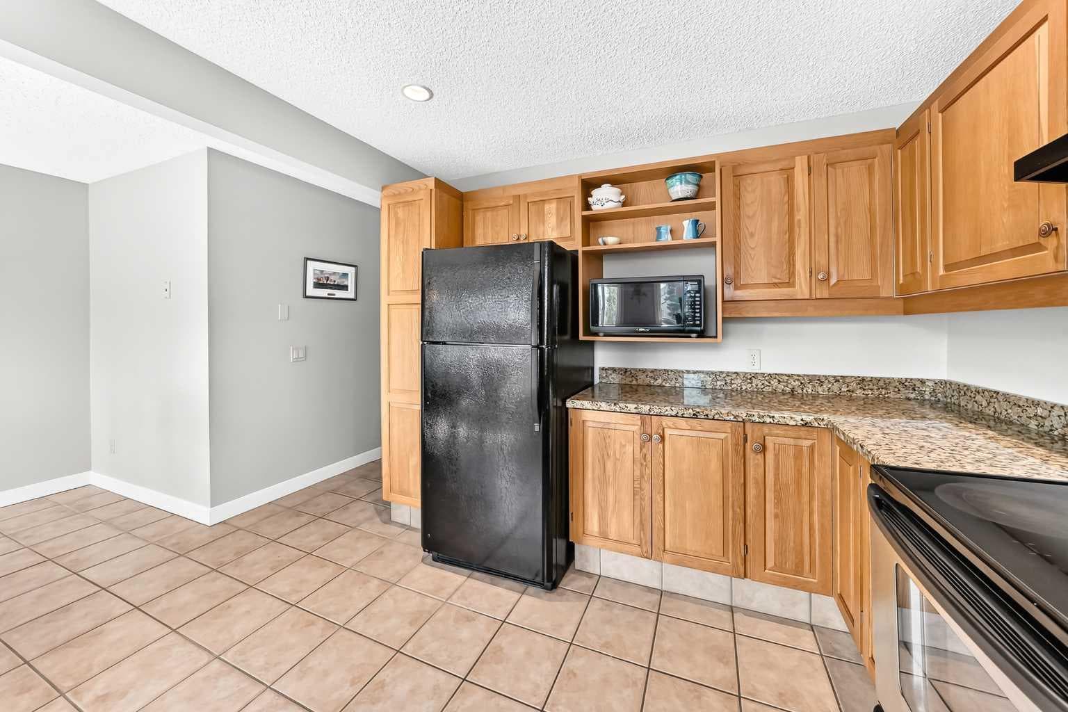 3, 185 Woodridge Drive SW
