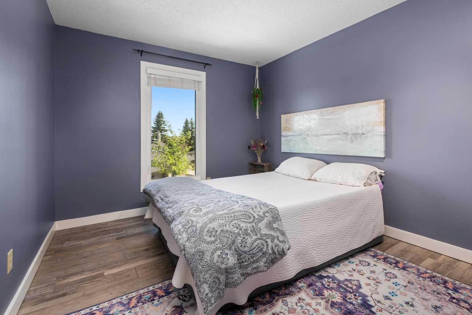 3, 185 Woodridge Drive SW