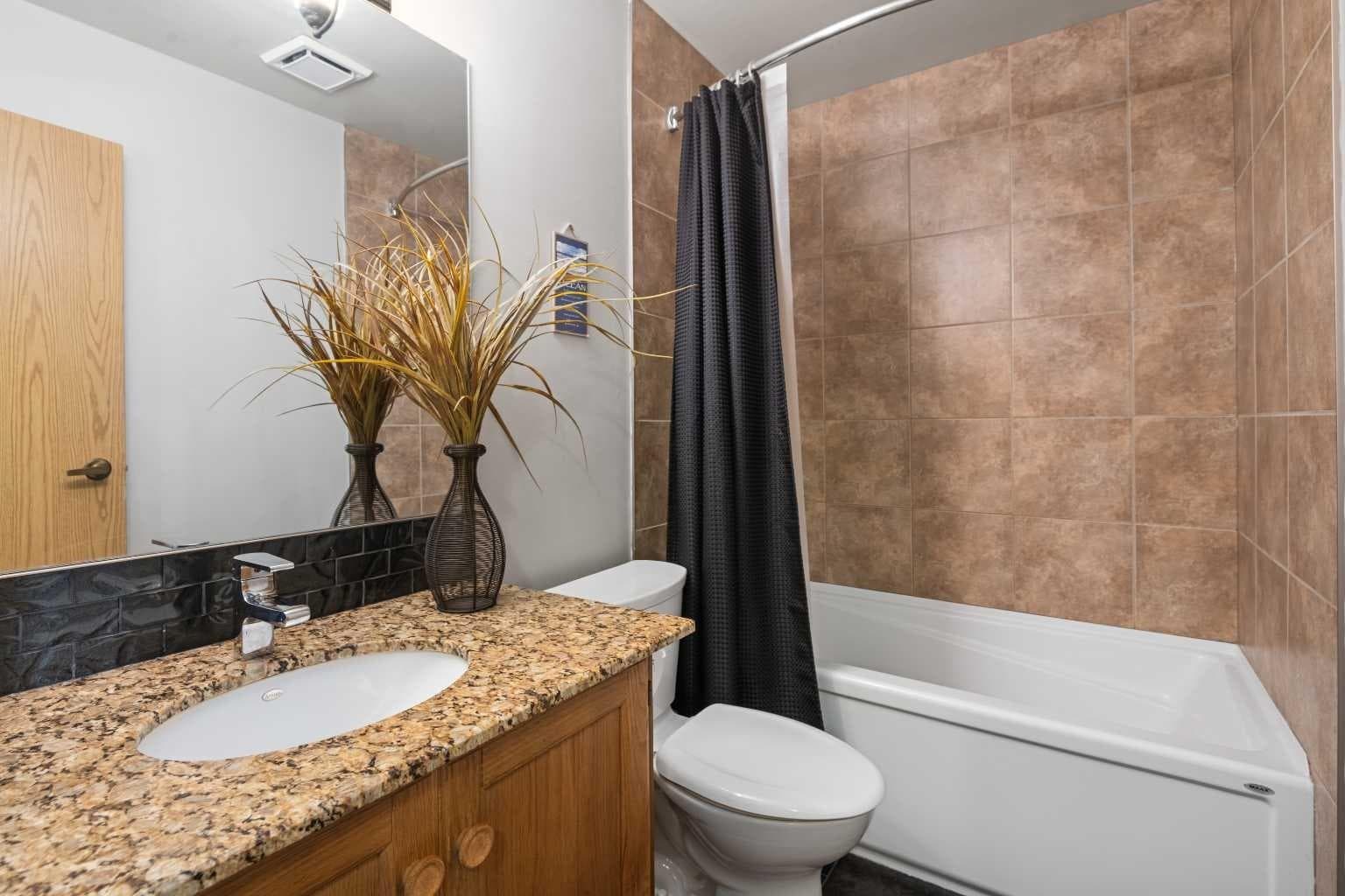 3, 185 Woodridge Drive SW