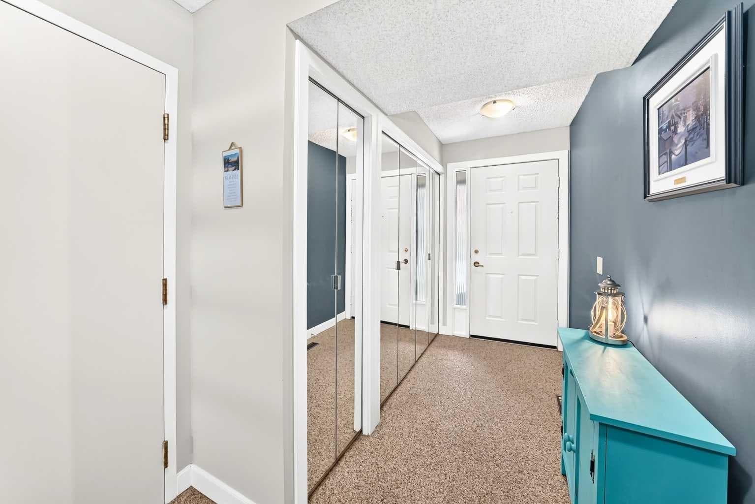 3, 185 Woodridge Drive SW