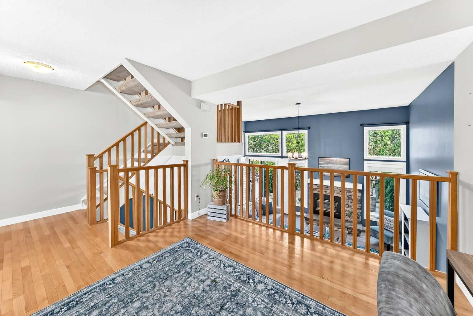 3, 185 Woodridge Drive SW