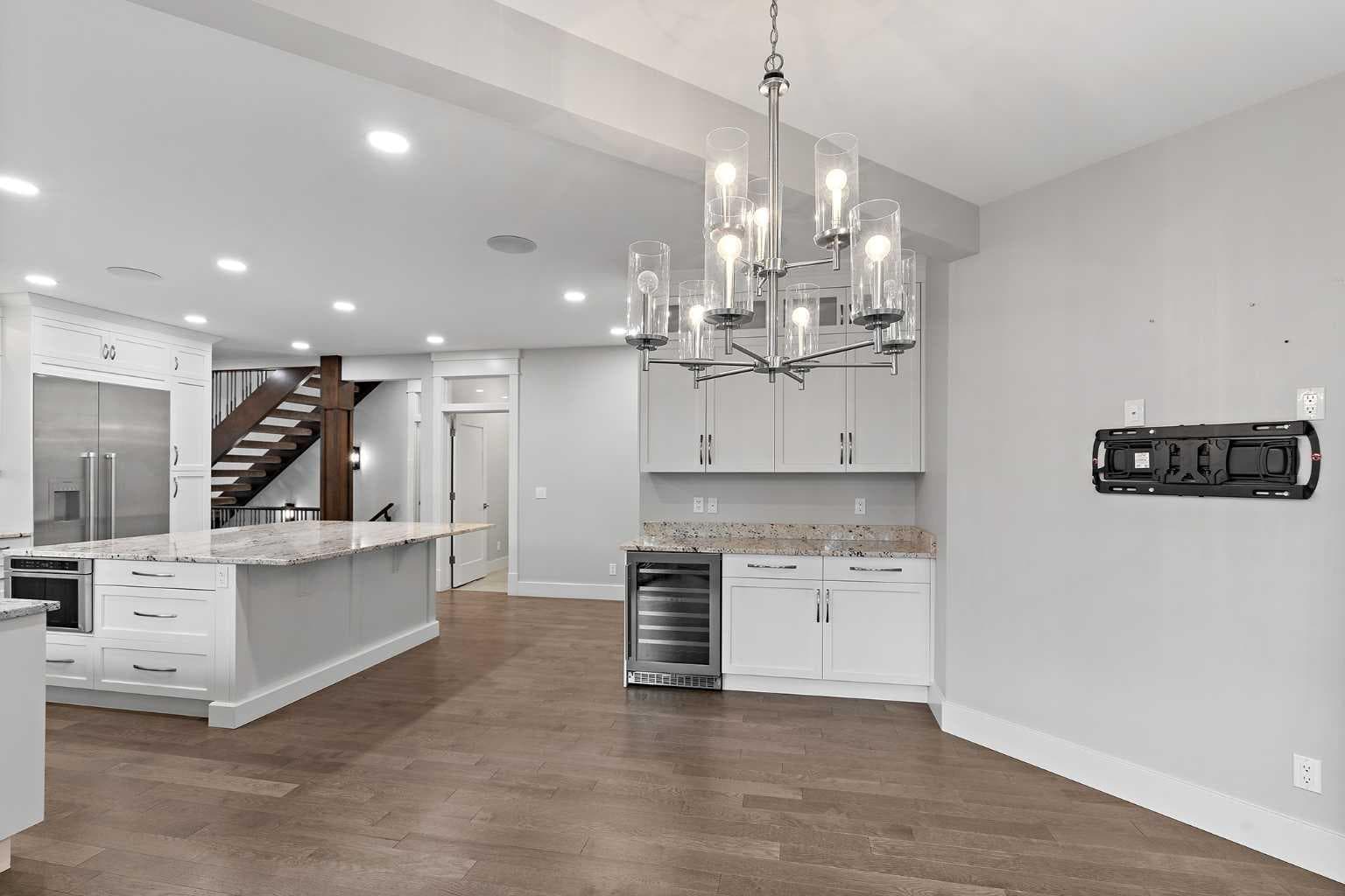 216 Aspen Summit Bay SW
