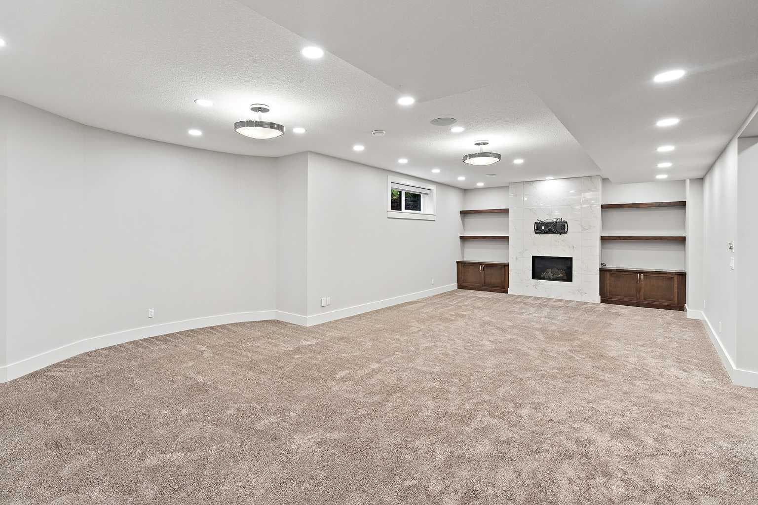 216 Aspen Summit Bay SW