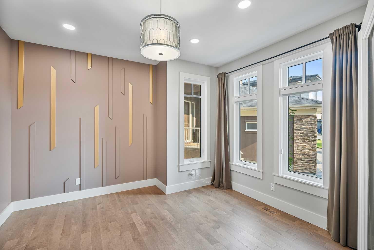 216 Aspen Summit Bay SW