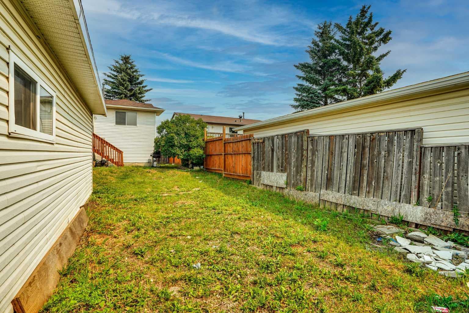 55 Falton Close NE